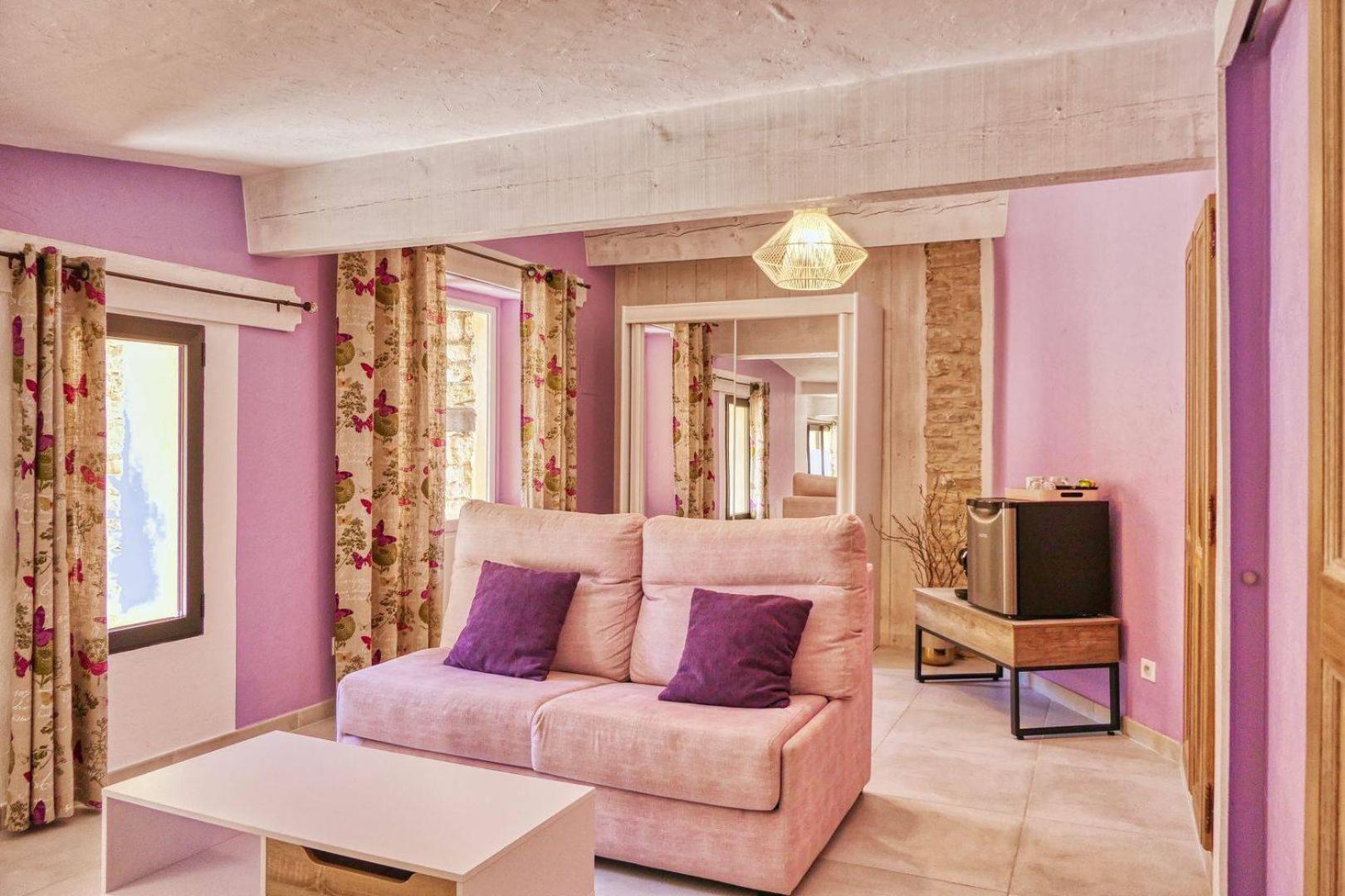Le Hameau Fleur De Pierres , Chambre , Gite Et Table D'Hotes Murs  Exteriör bild