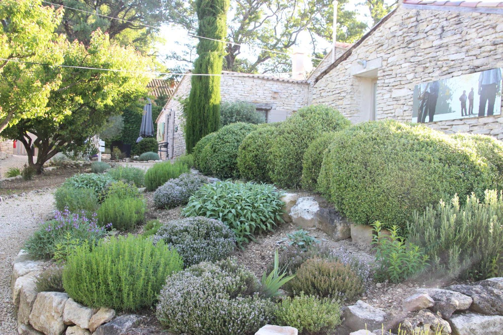 Le Hameau Fleur De Pierres , Chambre , Gite Et Table D'Hotes Murs  Exteriör bild
