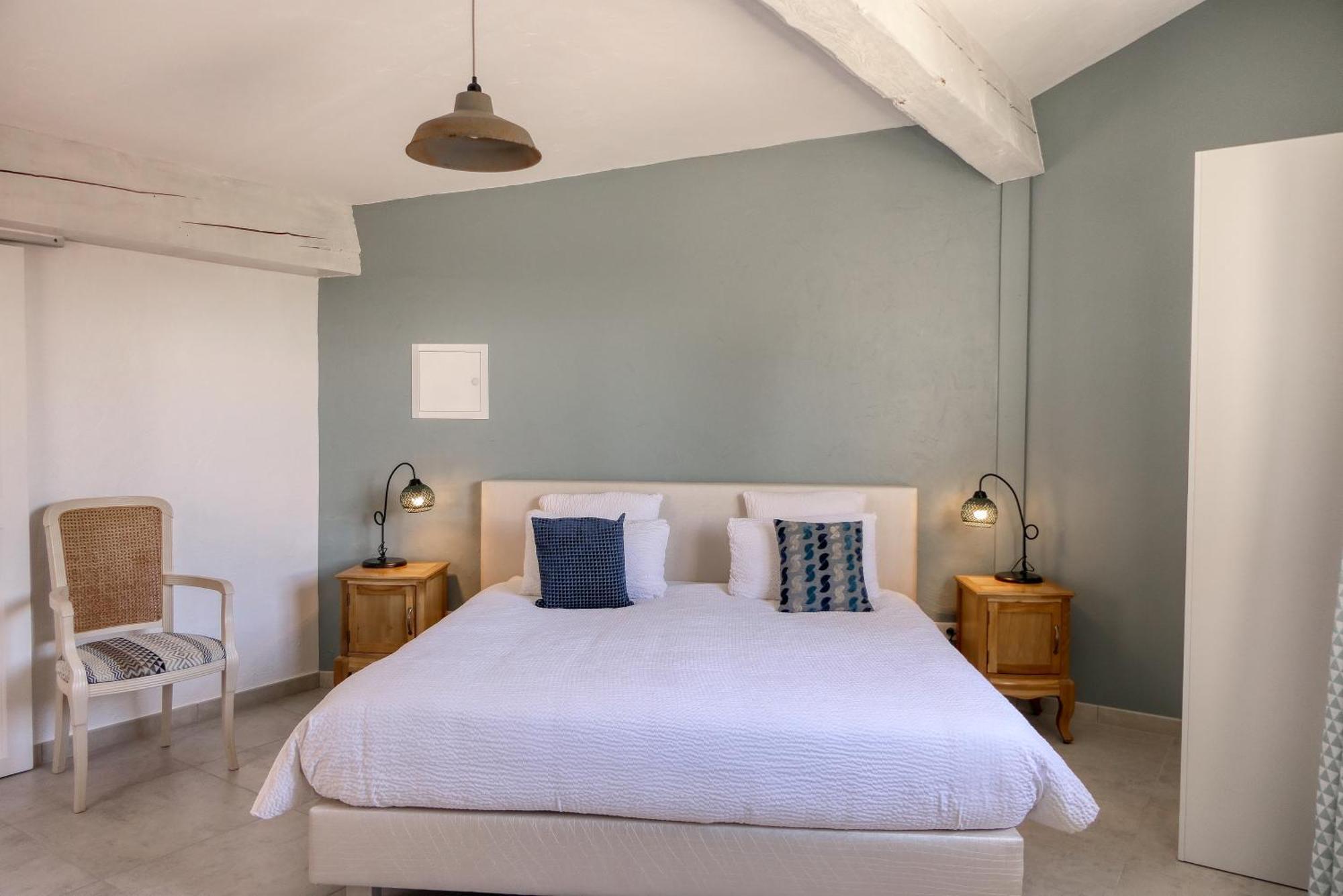 Le Hameau Fleur De Pierres , Chambre , Gite Et Table D'Hotes Murs  Exteriör bild